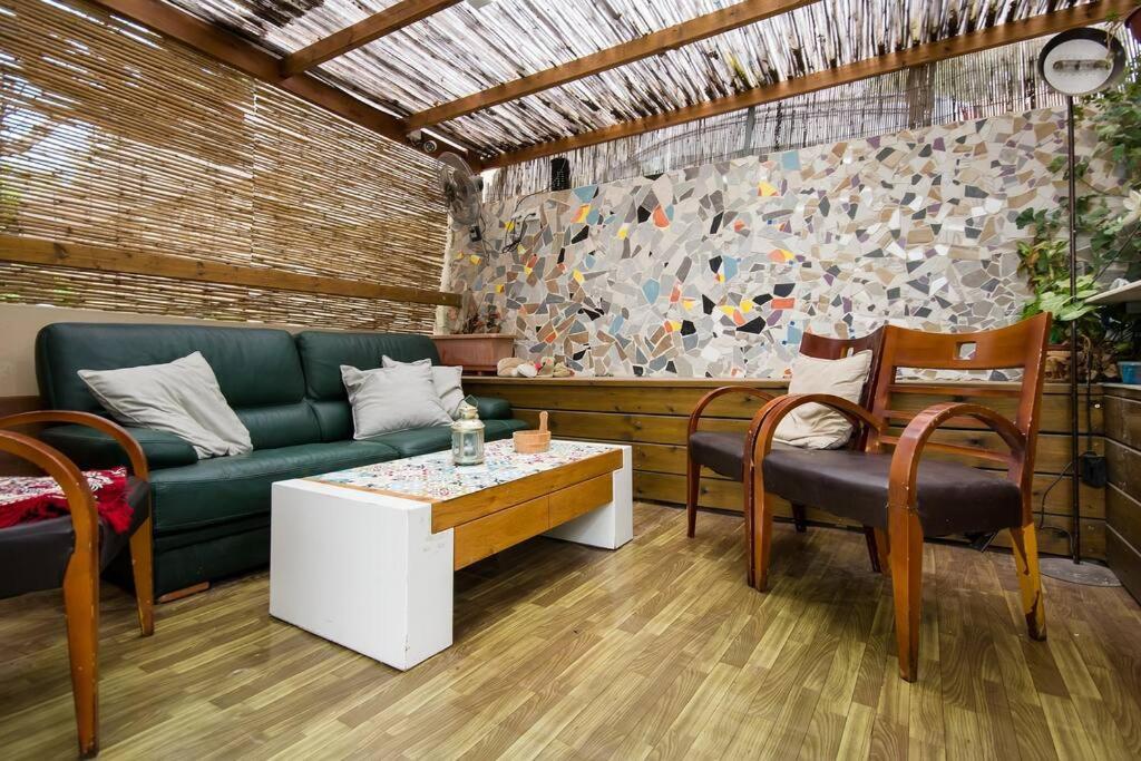 Ahuzat Shaul - Apartment Hadera Luaran gambar